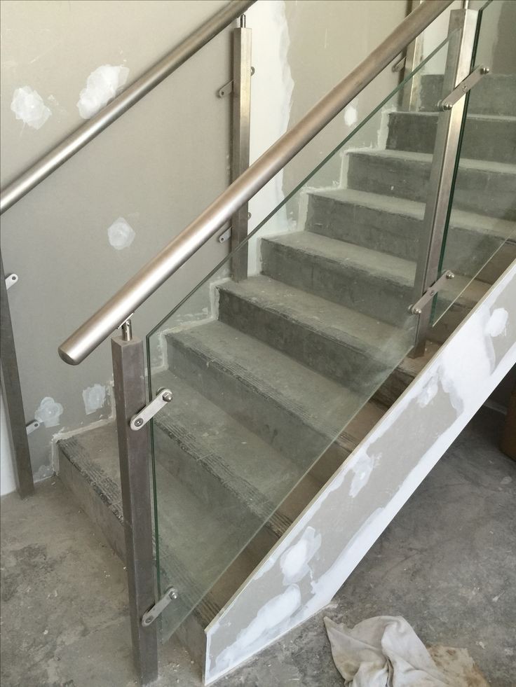 SS Glass Railing on Stairs